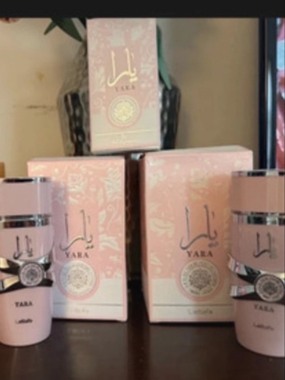 Yara Women's Fragrance Mist - Pink EMPY BOTTLES & BOXES GREAT DECOR